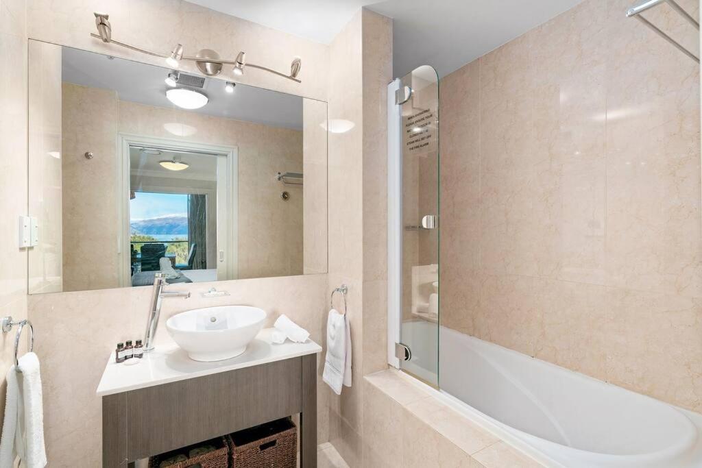The Beacon - 2 Bedroom Luxe Apartment Queenstown Exterior photo